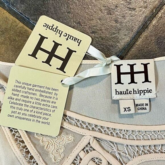 NWT Haute Hippie Bat Wing Embroidery Blouse 100% Silk XS - Picture 9 of 13